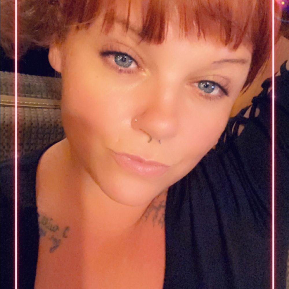 Meet your Posher, Corrinna
